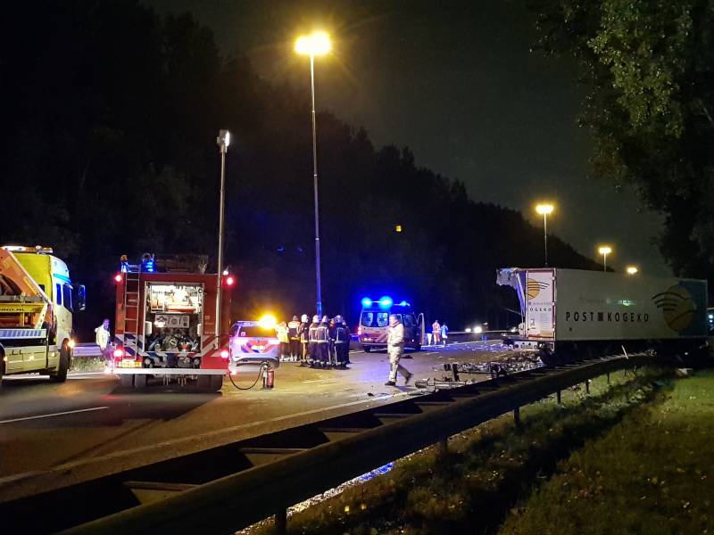 Zeer ernstig ongeval tussen twee vrachtwagens op snelweg