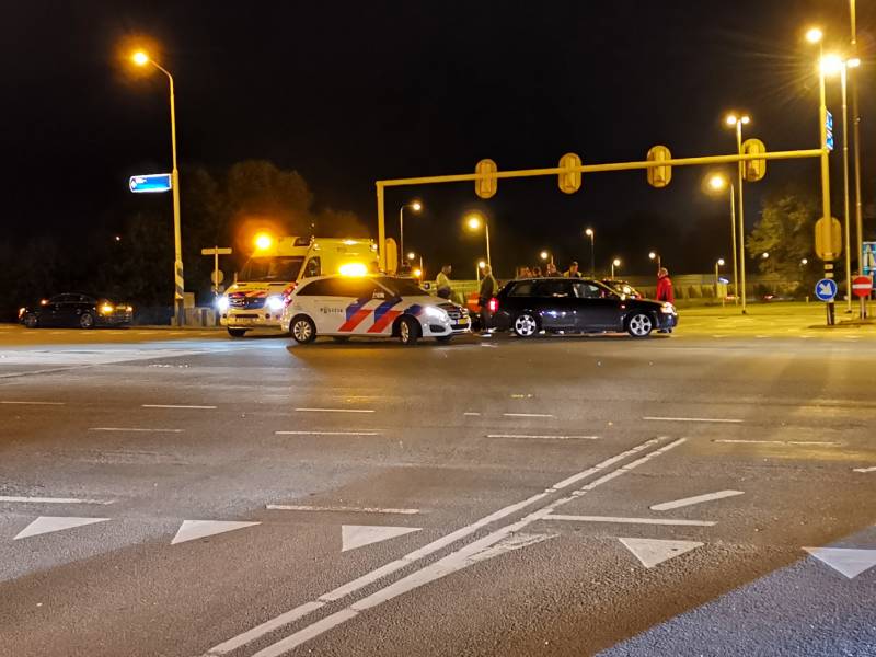 Flinke schade na botsing op kruising