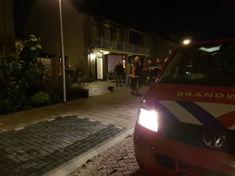 Brandweer enige tijd bezig met gaslucht