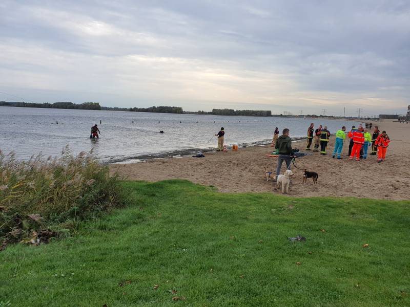 Grote zoekactie in Zevenhuizerplas naar vermiste snorkelaar