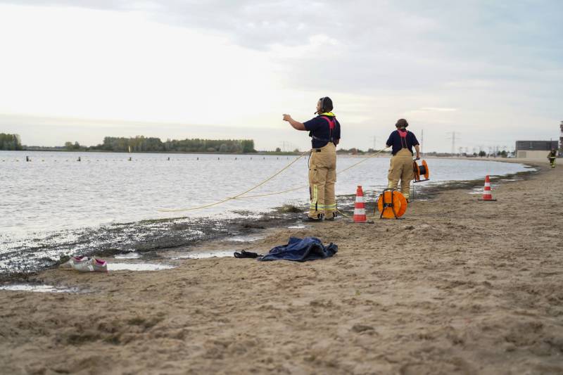 Grote zoekactie in Zevenhuizerplas naar vermiste snorkelaar