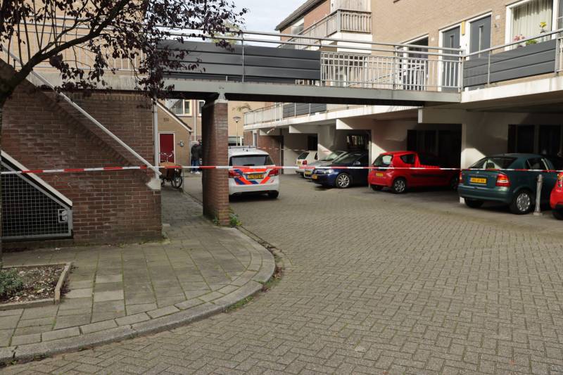 Overleden persoon in woning aangetroffen na inbraak