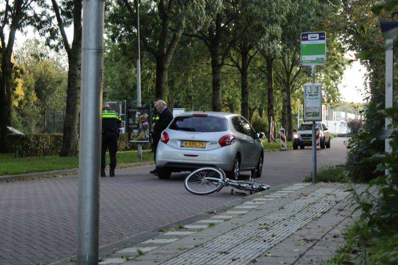Fietser gewond na aanrijding met auto