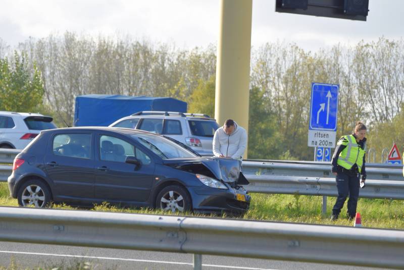 Flinke file na kop staart aanrijding