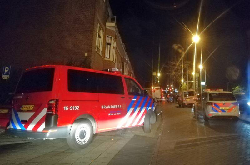 Brandweer onderzoekt gaslucht in woning
