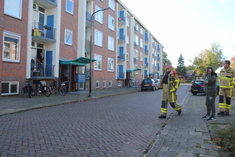 Bewoner buitengesloten van flatwoning