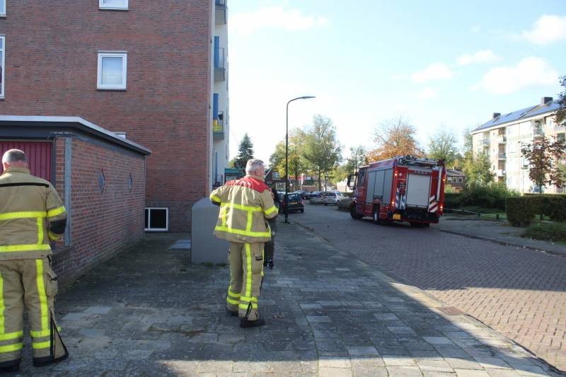 Bewoner buitengesloten van flatwoning