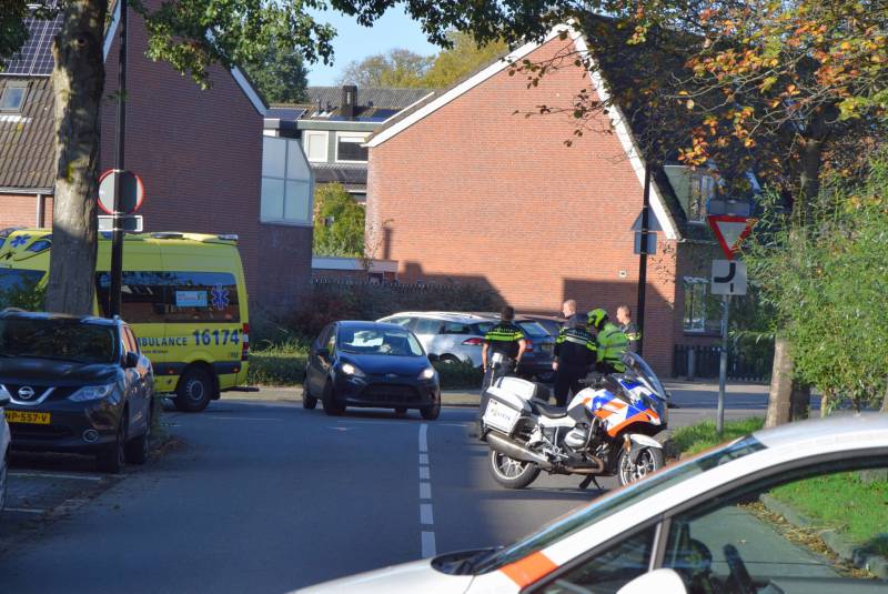 Fietser gewond bij aanrijding met personenauto