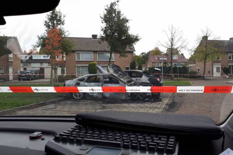 Audi A5 uitgebrand, getuigen gezocht