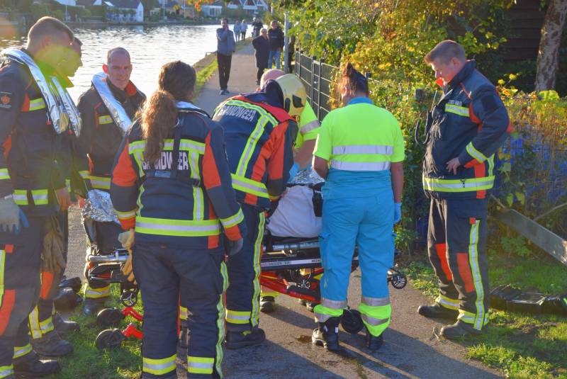 Man op scootmobiel te water geraakt