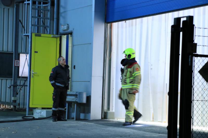 Brand in bedrijf snel onder controle