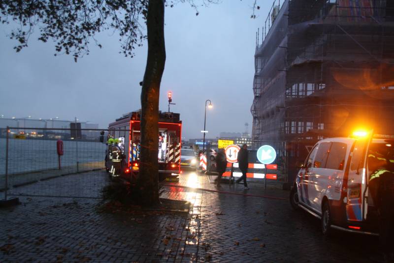 Isolatie machinekamer vliegt in brand