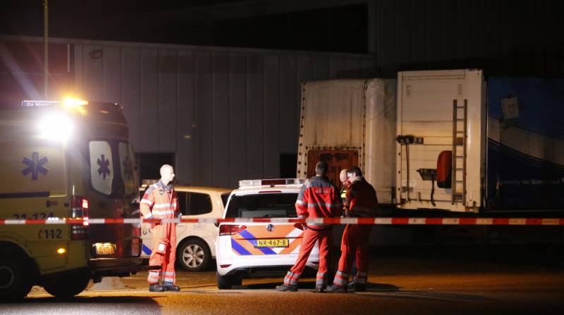 Automobilist in hals gestoken na aanrijding, dader gevlucht