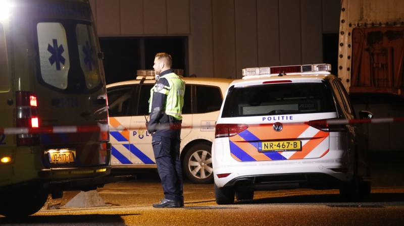 Automobilist in hals gestoken na aanrijding, dader gevlucht