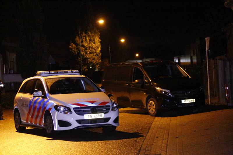 Automobilist in hals gestoken na aanrijding, dader gevlucht