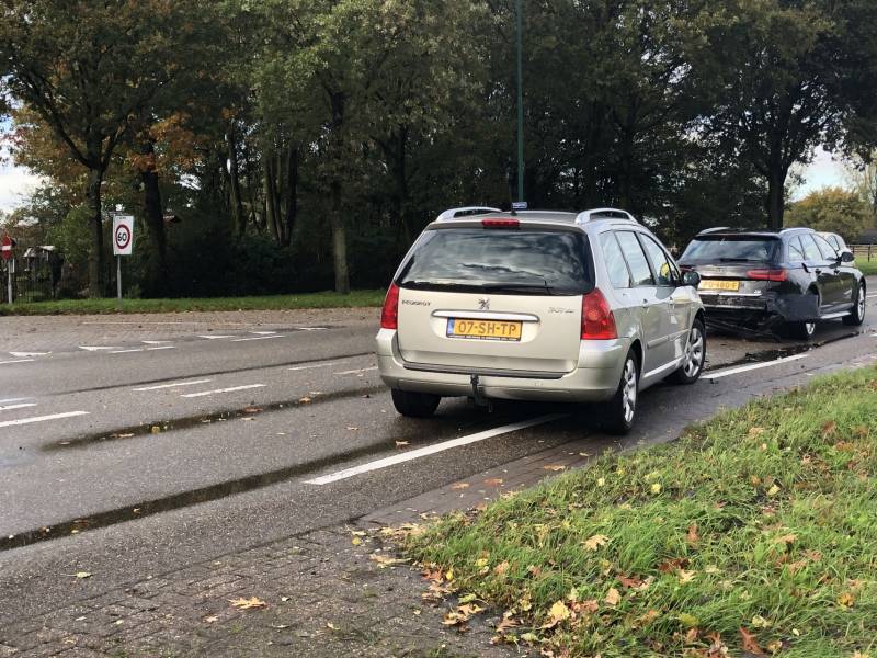 Flinke schade na kop-staart aanrijding