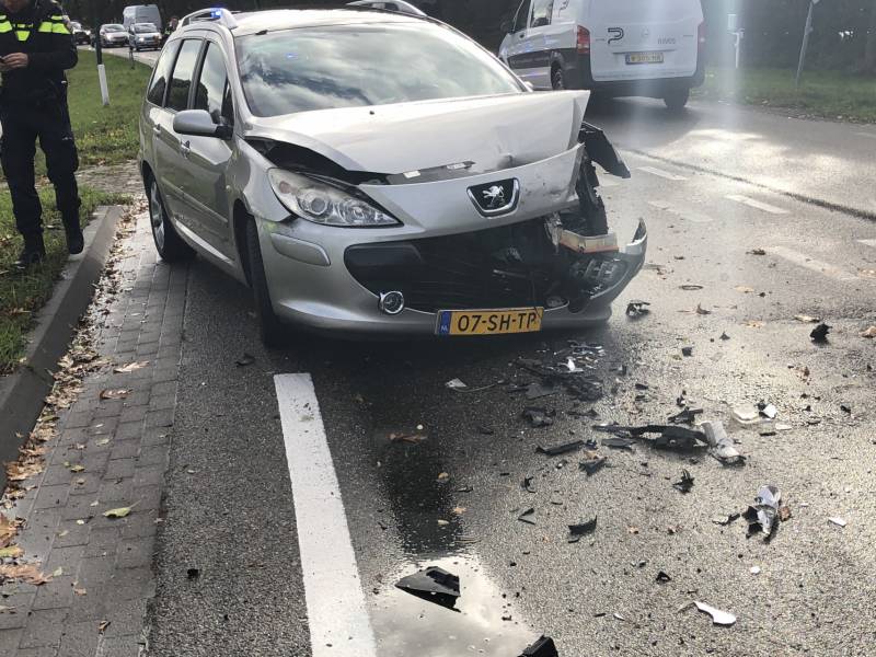Flinke schade na kop-staart aanrijding
