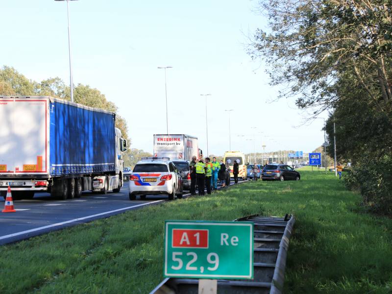 Vijf auto's betrokken bij kop-staart aanrijding