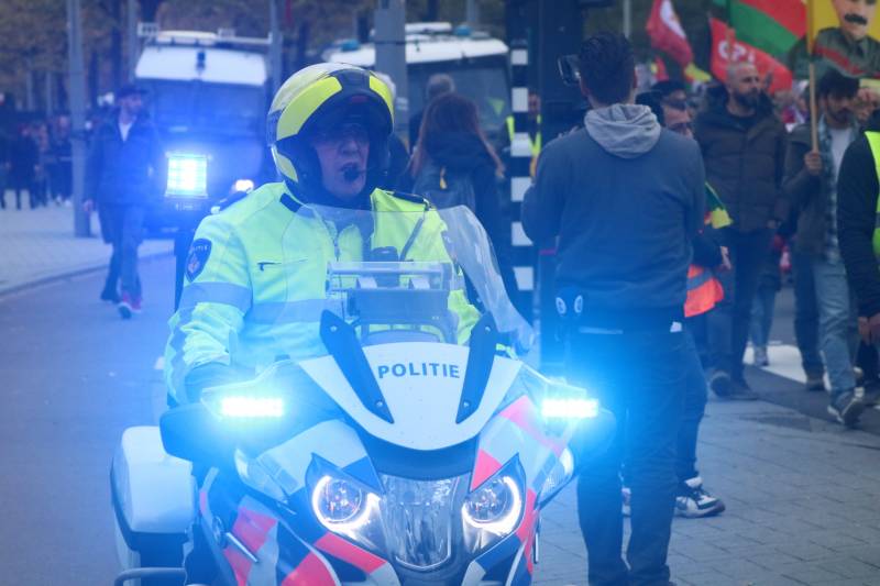 Acht aanhoudingen bij demonstratie van Koerden