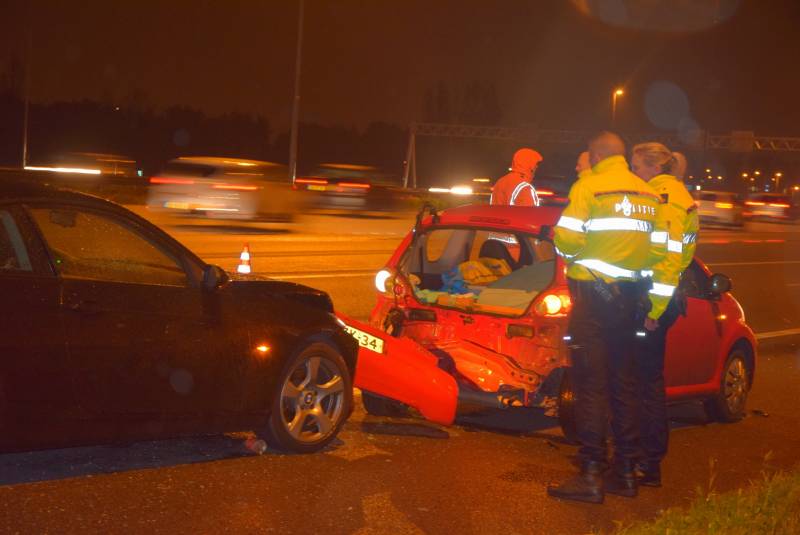 Flinke schade bij kop-staart aanrijding op snelweg