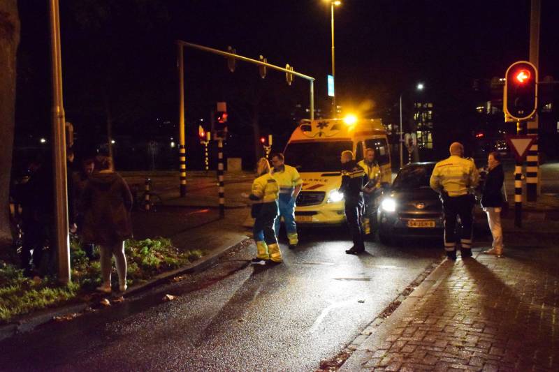 Fietser gewond na aanrijding met auto