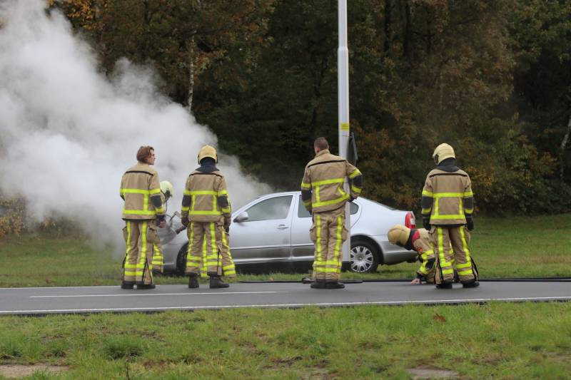 Forse rookontwikkeling bij autobrand langs snel