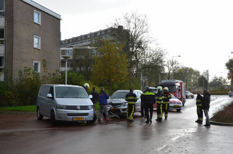 Flinke schade bij aanrijding op kruising