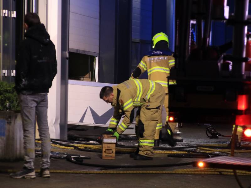 Brand in loods van stucadoorsbedrijf