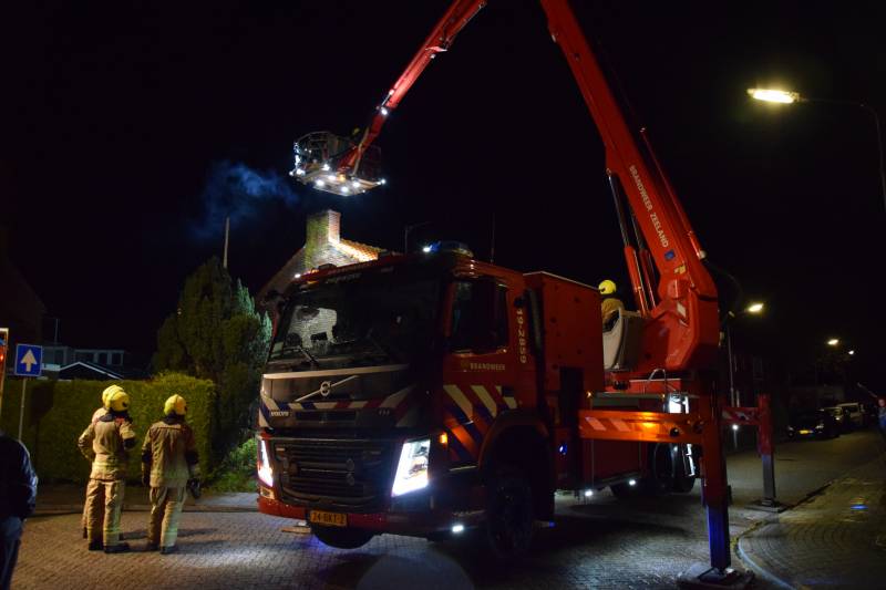 Brand in schoorsteen snel geblust