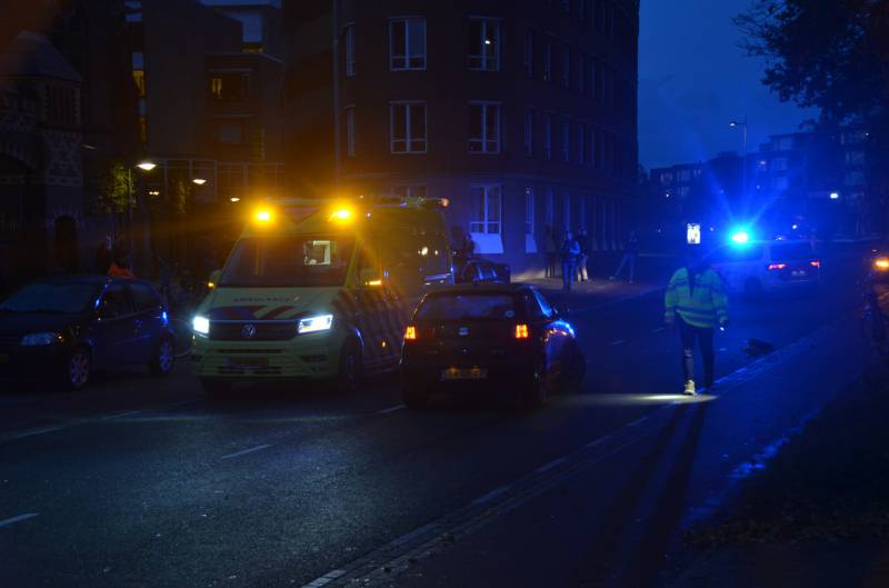 Fietser zwaargewond na aanrijding met auto