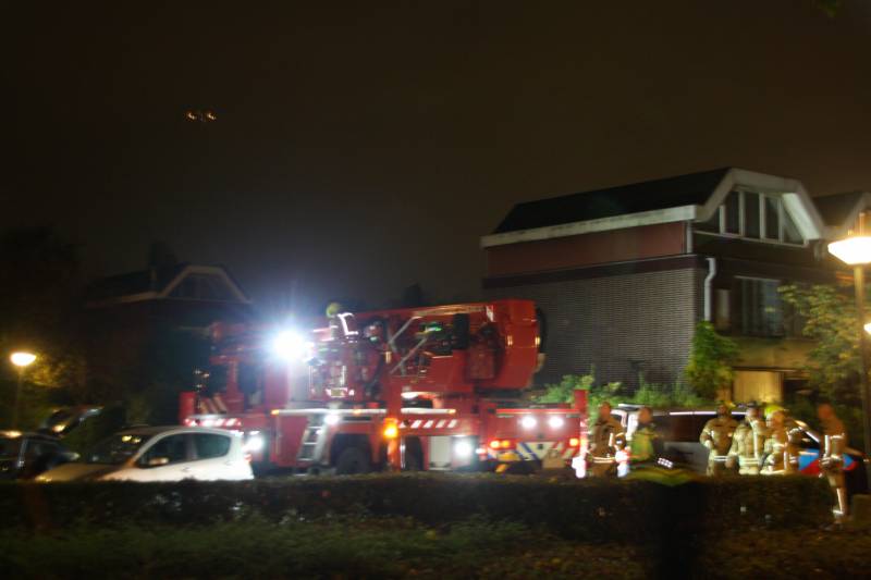 Veel hulpdiensten bij incident in flat