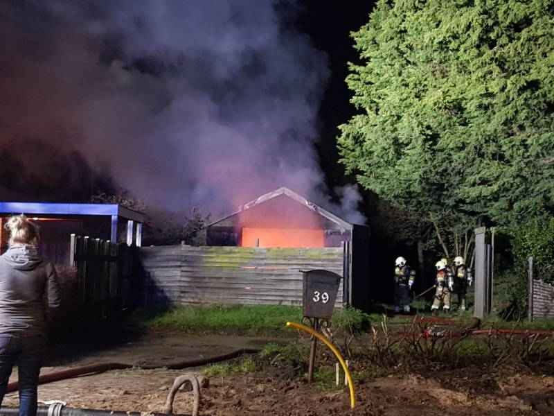 Schuur verwoest door brand