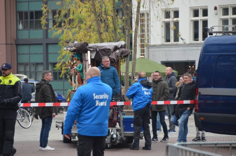 Demonstranten KOZP bij intocht Sinterklaas