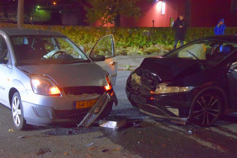 Flinke schade bij aanrijding op kruising