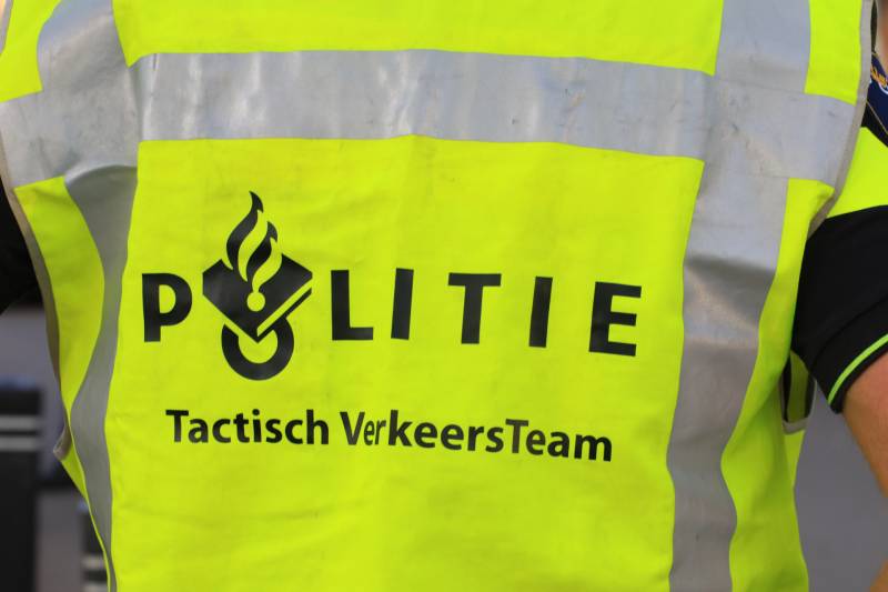 Automobilist overleden na ongeval met twee vrachtwagens