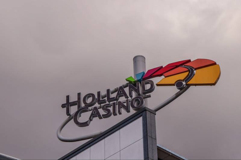 Geldwagen voor Holland Casino overvallen