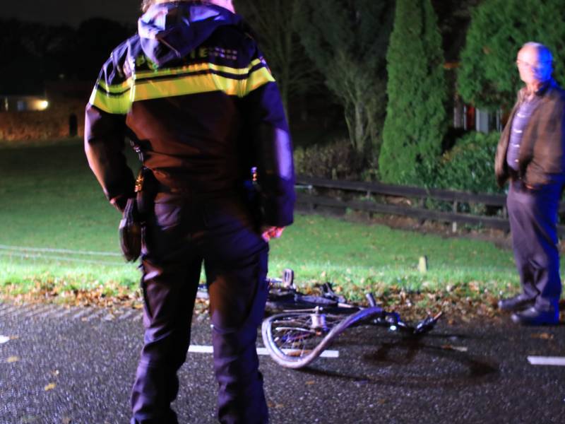 Fietser gewond na aanrijding met personenauto