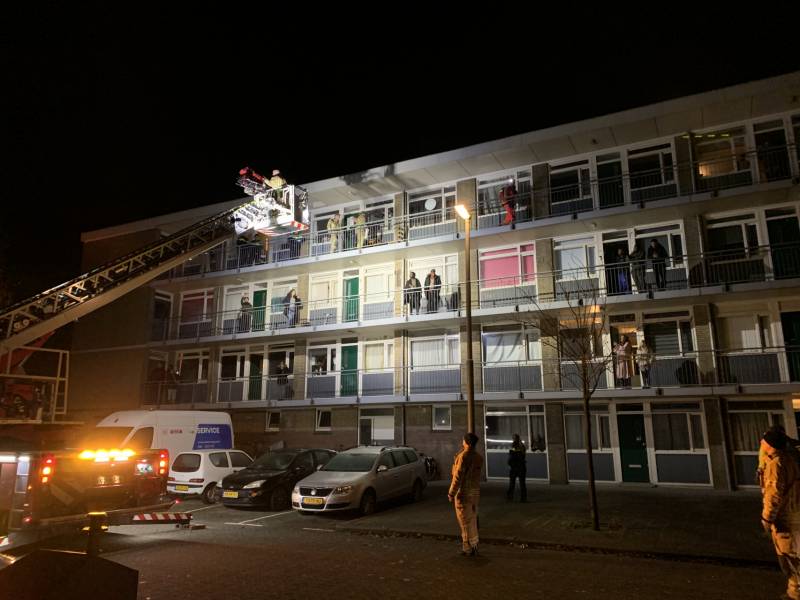 Politie schiet verdachte neer