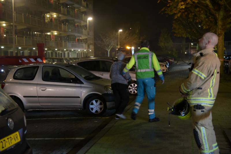 Grote uitslaande brand in flatwoning