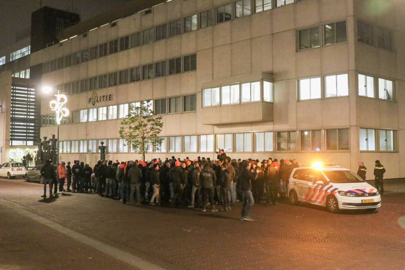 Boeren demonstreren opnieuw, dit keer tegen politie