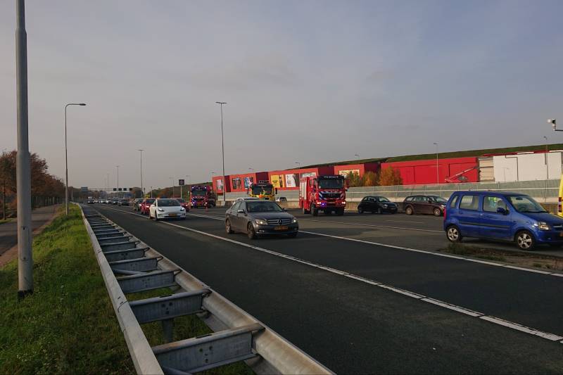 Bestelbus knalt frontaal op RIMOB