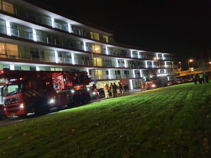 Brand in oven zorgt voor rookontwikkeling