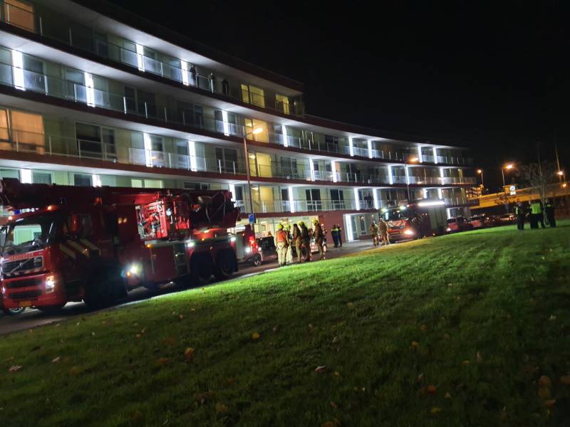 Brand in oven zorgt voor rookontwikkeling