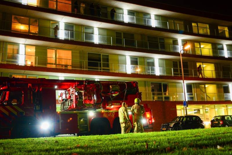 Brand in oven zorgt voor rookontwikkeling