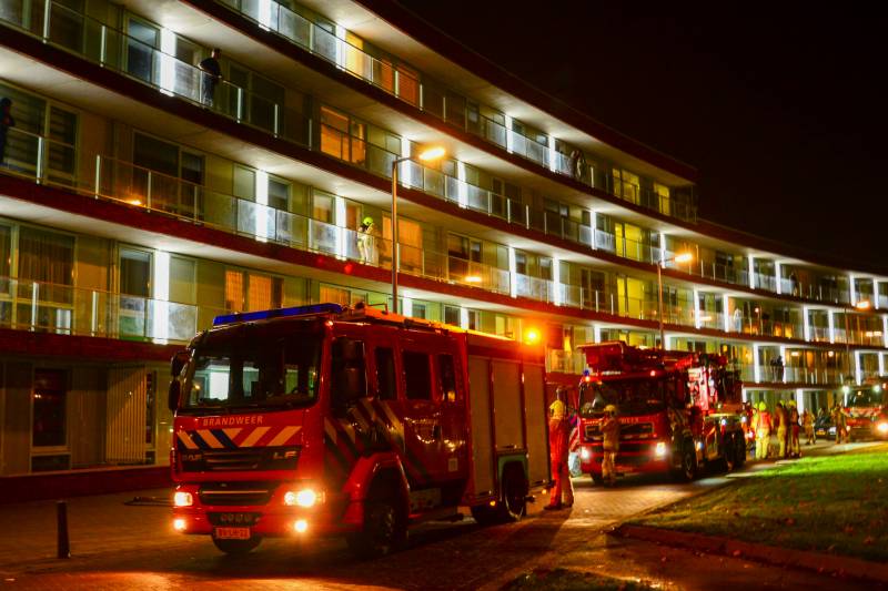 Brand in oven zorgt voor rookontwikkeling