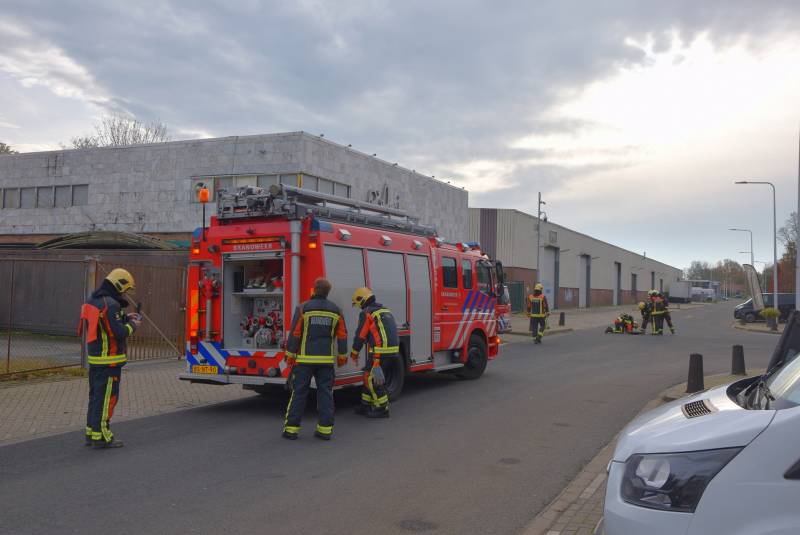 Gaslucht uit riolering op industrieterrein