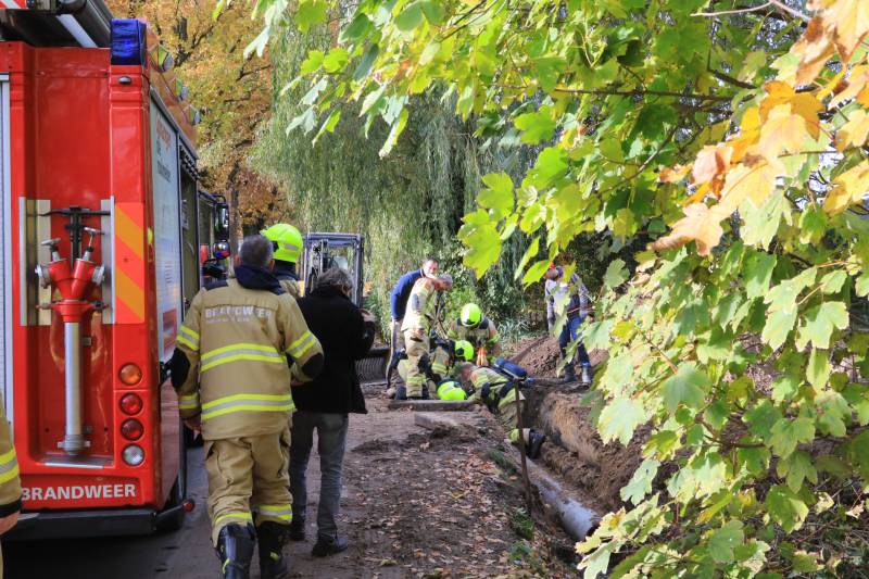 Graafmachine trek gasleiding kapot