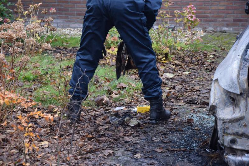 Politie onderzoek na autobrand
