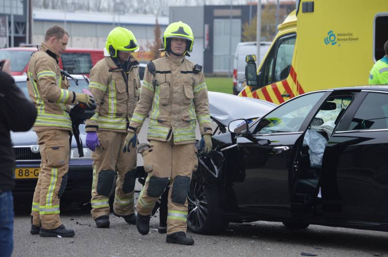 Gewonde na frontale aanrijding