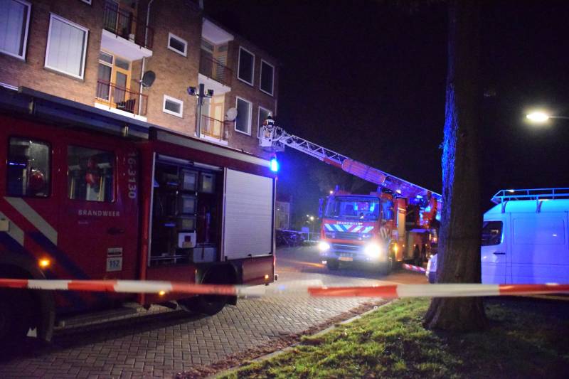 Felle brand in portiek